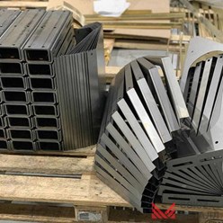 Лазерная резка и гибка металла.