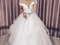 Воздушное свадебное платье в свадебном салоне Marrydress
