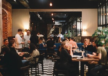 Фото компании  Well Well Well kitchen &amp; wine bar 4