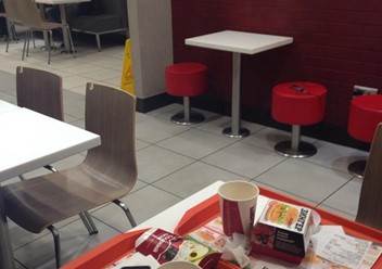 Фото компании  KFC, сеть ресторанов быстрого питания 6