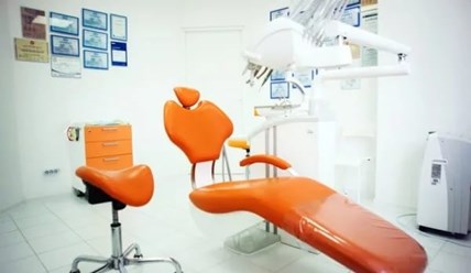 Фото компании ООО Стоматологическая клиника Апельсин 3