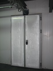 Двухстворчатый холодозащитный дверной блок