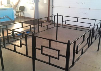 В Агентстве Ритуал в Казани можно заказать кованые и сварные ограды по низкой цене.