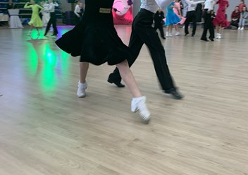 Фото компании  Танцевальная школа Аделанто 1