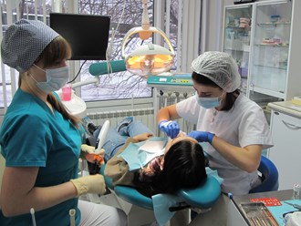 Ортодонтическое лечение в клинике Вероника на Уральской улице направлено на устойчивое исправление всех функциональных и эстетических недостатков ваших зубов и зубных рядов.