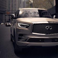 INFINITI QX80
https://www.infiniti.ru/vehicles/new-vehicles/qx80/configurator.html#configure/BAMr/A/grade