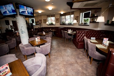 Фото компании  Поляна, кафе-клуб 10