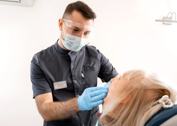 Фото компании ООО Стоматологическая клиника   Афидент 16