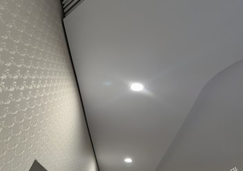Натяжной потолок двухуровневый с подсветкой