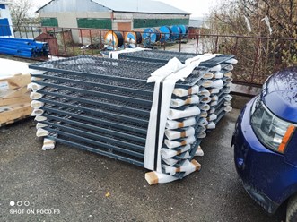 Упаковка изделий. Порошковая покраска опор освещения после горячего цинкования