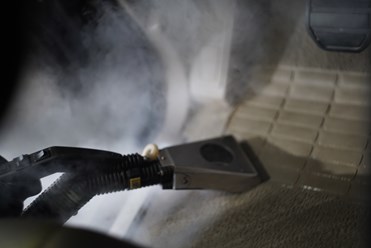 Фото компании ООО Детейлинг центр "isWash" 3