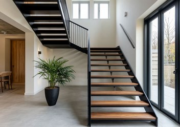 лестницы на металлокаркасе