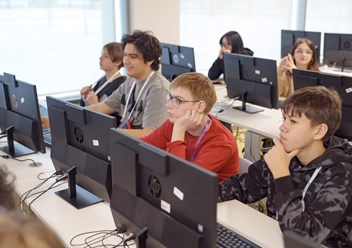 Фото компании  IThub college 5
