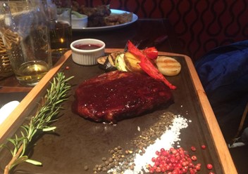 Фото компании  People`s, бар 4