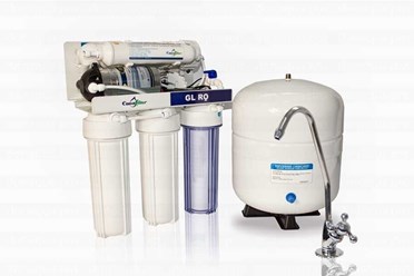 Бытовая система очистки воды "под мойку": 5 ступеней очистки, помпа для увеличения давления, металлический бак 3,2 галллонов