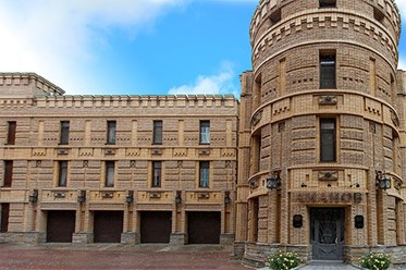 Здание дома-мастерской Андрея Ананова