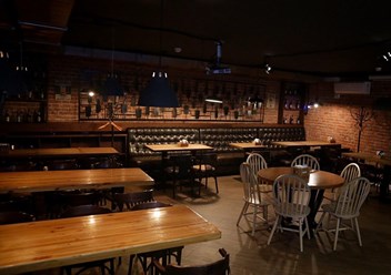 Фото компании ООО Паб Крафт & Драфт Taganka Local PUB 4