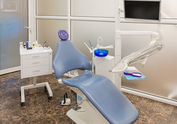 Фото компании  Стоматологическая клиника Арктика 6