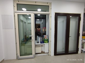 Фото компании ИП Компания Двери-Окна Зотов 8