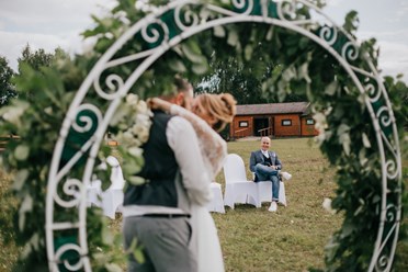 Фото компании  Ведущий праздников Виктор Уколов 5