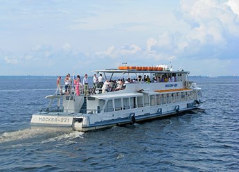 Обзорная экскурсия на теплоходе до Кремля в Казани