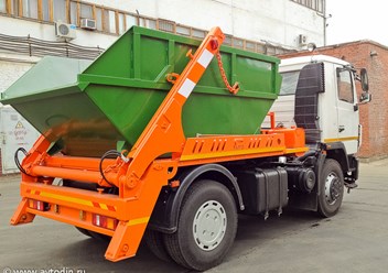 Фото компании  Мусоровоз 2