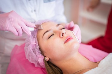 Лицензированный учебный центр "VELES" приглашает на профессиональные курсы мастеров красоты и не только! +7-902-389-97-57