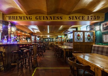 Фото компании  Mollie`s Pub 4