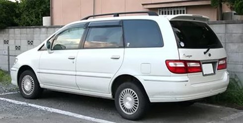 Nissan-Presage 8 мест. Дизель, АКПП. 2500 руб/сут