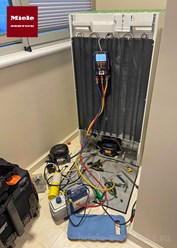 Ремонт холодильника Miele