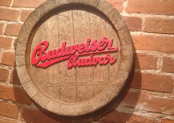 Фото компании  Budweiser Budvar, ресторан-бар 2
