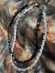 Колье из блестящего циркона😍цена 900 руб.
Стильное, изящное, сверкающее колье, из кубического циркония. Уникальный блеск его можно сравнить лишь с бриллиантом.