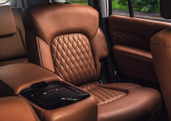 НОВЫЙ INFINITI QX80
https://www.infiniti.ru/vehicles/new-vehicles/qx80/design.html