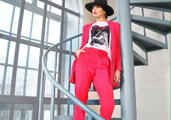 Трендовый костюм для любого случая