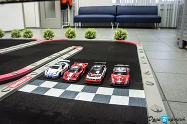 Трасса для машинок на радиоуправление