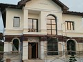 Фасадный декор ТМ "Архитек". Завершается монтаж декора на доме в г. Ставрополе
