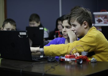 Занятие по робототехнике (научное направление).