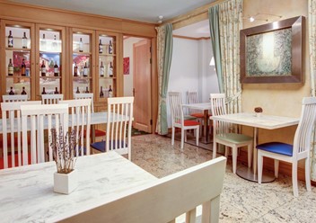 Фото компании  LaScala 1