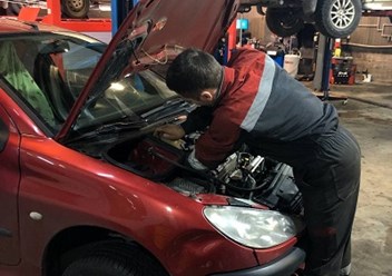 Фото компании ООО Автосервис 5 бокс 2
