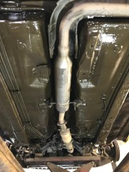 Антикоррозийная обработка днища автомобиля