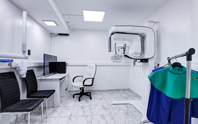 Фото компании  IMPLANT CLINIC 5