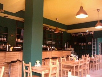 Фото компании  Три Толстяка, бар-маркет 1