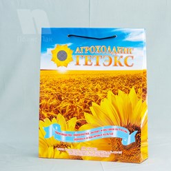 Пакет с полноцветной печатью. Логотип на фирменном пакете. Ламинированный рекламный пакет с верёвочными ручками.