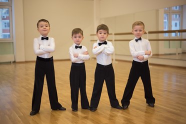 Фото компании  DanceGroup, Школа танцев на Коломенской  1