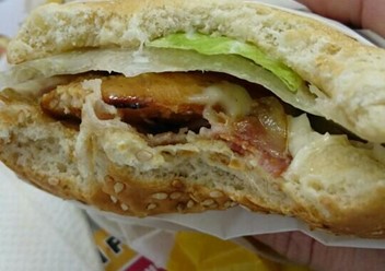 Фото компании  Carl&#x60;s Jr, сеть ресторанов быстрого обслуживания 4