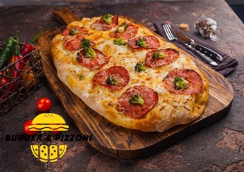 Пиццони с чоризо и брокколи большая
