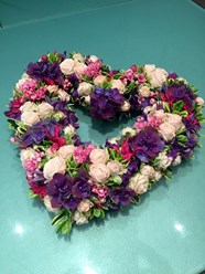 Фото компании  Салон цветов и сувениров  "Цветочница" 2