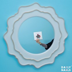 Интерьер студии DAILY NAILS