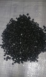 Вторичная гранула ПП черная. Исходное сырье - мытый биг бег. Цена 57 руб/кг с НДС.