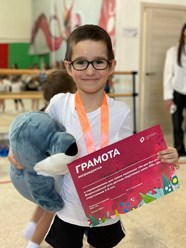 Фото компании  Всероссийская сеть детских спортивных школ по художественной гимнастике и спортивной акробатике «FD» Юго-Западная. Проспект Вернадского 9